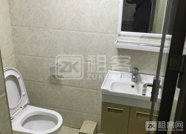 观泰明公寓 126 单间-2