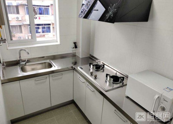 免押金，支持月付，定期保洁，近地铁-4