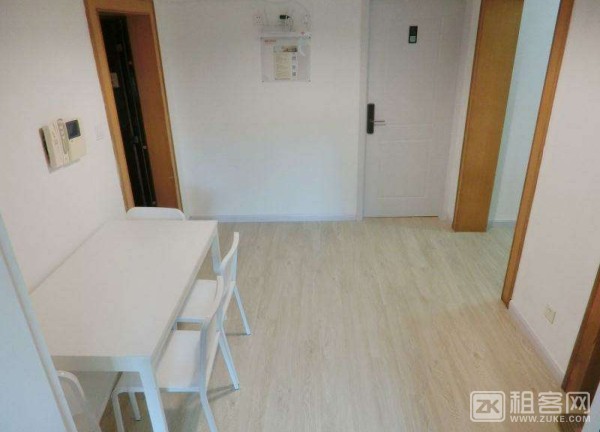 免押金，支持月付，定期保洁，近地铁-3