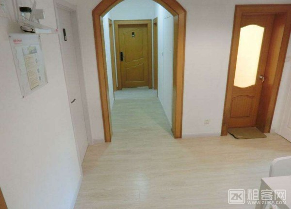 免押金，支持月付，定期保洁，近地铁-8