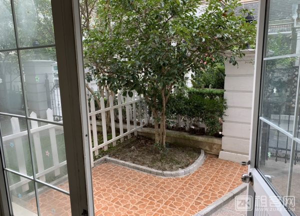 联体别墅出租-6