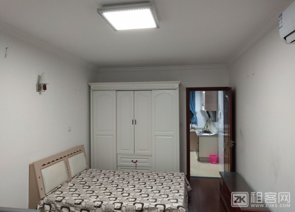 陆家嘴梅园新村好房出租-1