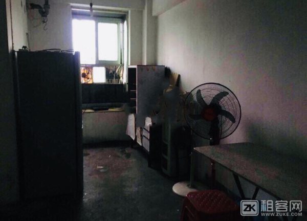 西马路公交站台熊家台社区-3
