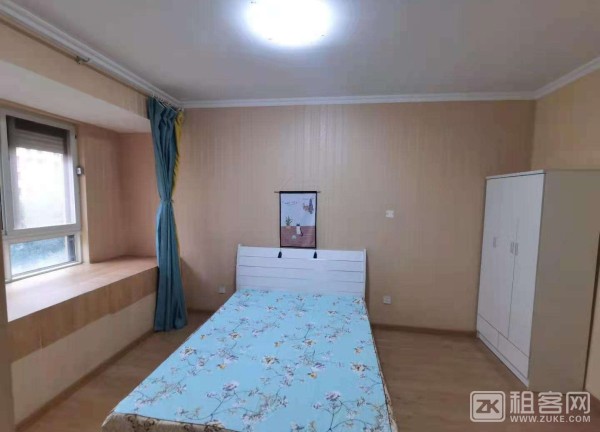 独立阳台，离地铁口近-2