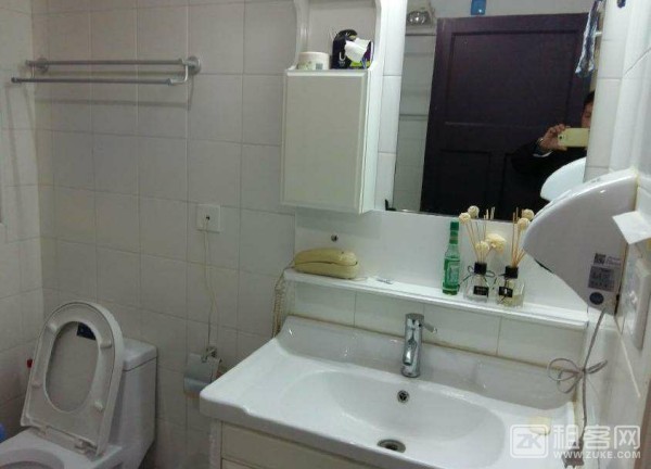 地铁房+学区房——外滩上海大楼2室1厅1卫月租一万-6