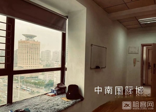 交通便利中南商圈性价比超高房源-5